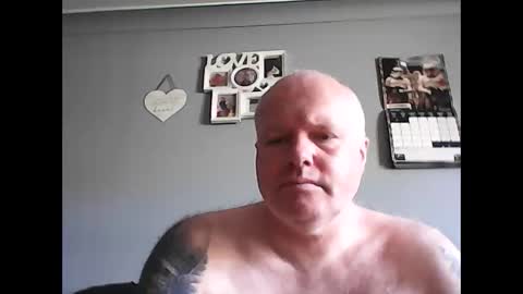 hornyguy19781978 online show from 04/25/26, 12:41