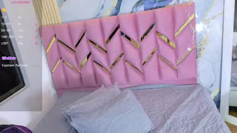 Valentina  online show from 09/17/25, 12:29