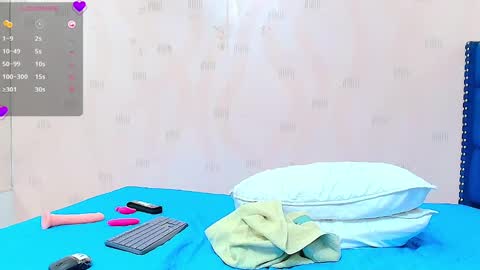 Natasha  online show from 02/04/25, 09:20