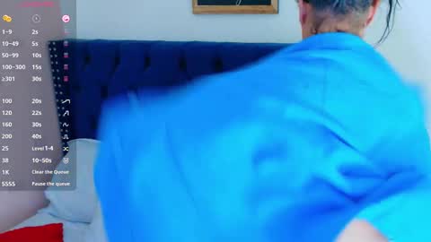 Natasha  online show from 09/26/25, 06:56