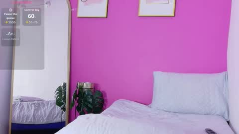 Natasha  online show from 10/11/25, 06:39