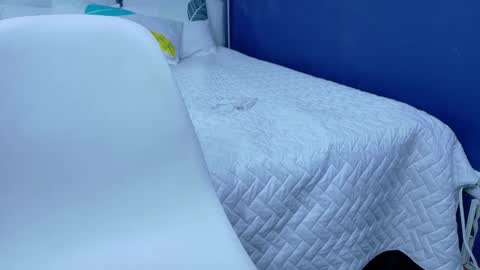 Ambar  online show from 02/14/25, 07:33