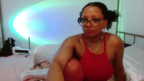 Horny Little Honey online show from 12/01/24, 05:13