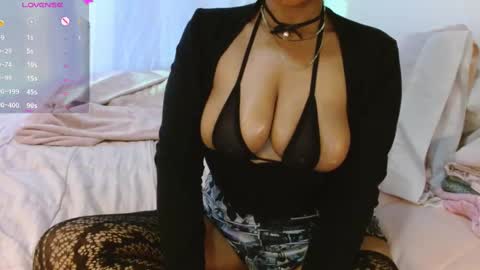 Horny Little Honey online show from 03/04/25, 02:49