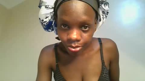 Snapshot of hornylittleprinces chatting on 10/05/25, 07:12 Princes online show from 10/05/25, 07:12