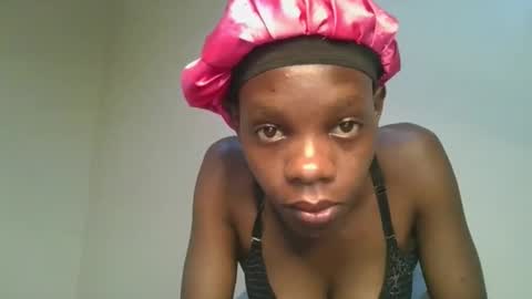 Snapshot of hornylittleprinces chatting on 10/09/25, 03:26 Princes online show from 10/09/25, 03:26