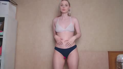 Nikki online show from 02/06/26, 07:23