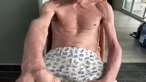 Hornyrippa online show from 11/30/25, 03:10