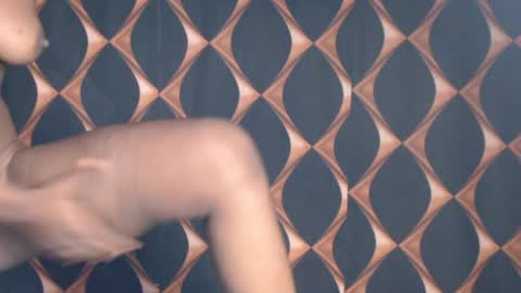 Snapshot of hornyslut_xx chatting on 07/19/26, 07:34 Bella online show from 07/19/26, 07:34
