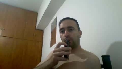 Snapshot of hornysnake69 chatting on 06/07/26, 06:00 hornysnake69 online show from 06/07/26, 06:00