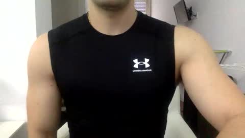 Snapshot of hornyspaniard93 chatting on 01/09/26, 03:37 hornyspaniard93 online show from 01/09/26, 03:37