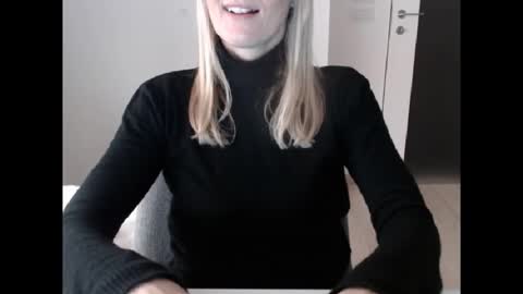 Hornyssima online show from 01/11/26, 04:01