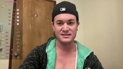 Snapshot of hornytightboy89 chatting on 02/23/25, 03:24 Hornytightboy89 online show from 02/23/25, 03:24