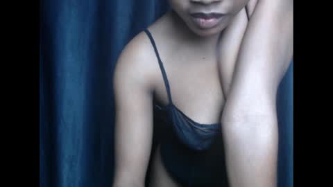 Snapshot of hornyxbum chatting on 12/10/24, 04:02 hornyxbum online show from 12/10/24, 04:02