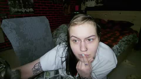 Snapshot of horror_circus chatting on 07/05/26, 04:19 Messalina Horror online show from 07/05/26, 04:19