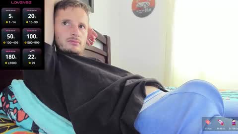 horse_man2 online show from 11/21/25, 05:55