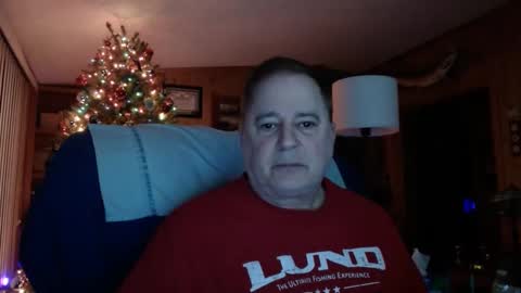 Snapshot of horsebigballs chatting on 01/15/25, 07:48 horsebigballs online show from 01/15/25, 07:48