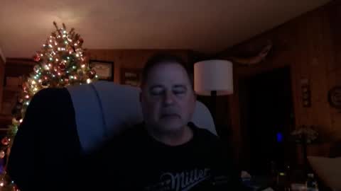 Snapshot of horsebigballs chatting on 01/18/25, 05:52 horsebigballs online show from 01/18/25, 05:52