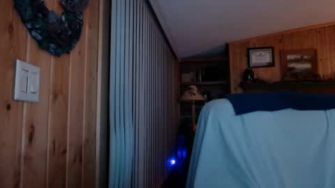 Snapshot of horsebigballs chatting on 02/10/25, 02:52 horsebigballs online show from 02/10/25, 02:52