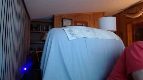 Snapshot of horsebigballs chatting on 11/02/25, 11:29 horsebigballs online show from 11/02/25, 11:29