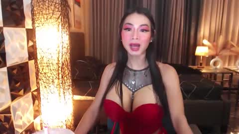 Snapshot of horsecockjanets chatting on 09/29/25, 10:47 horsecockjanets online show from 09/29/25, 10:47