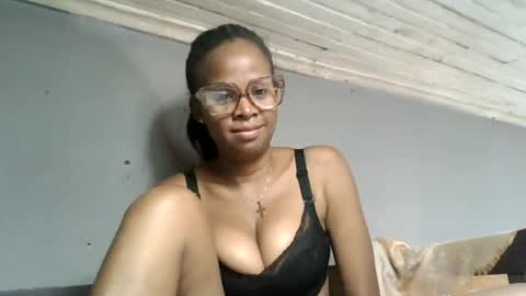 Hortansiaa online show from 06/17/26, 10:43