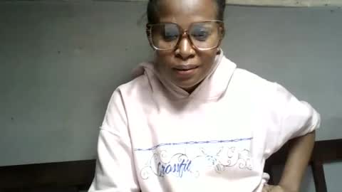 Hortansiaa online show from 06/20/26, 11:02
