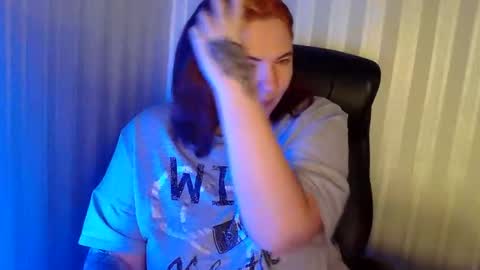 Snapshot of hot2panthers chatting on 12/02/25, 09:25 hot2panthers online show from 12/02/25, 09:25