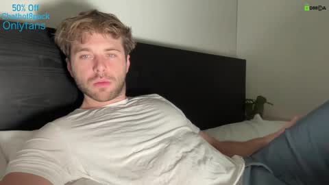 Snapshot of hot8pack01 chatting on 12/05/24, 09:17 Edward aka Wolf online show from 12/05/24, 09:17