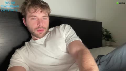 Snapshot of hot8pack01 chatting on 12/10/24, 08:38 Edward aka Wolf online show from 12/10/24, 08:38