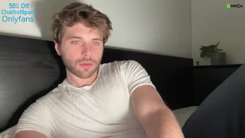 Snapshot of hot8pack01 chatting on 01/28/25, 04:08 Edward aka Wolf online show from 01/28/25, 04:08