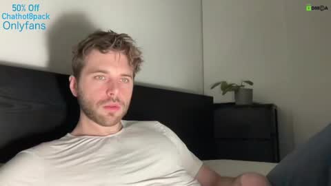 Snapshot of hot8pack01 chatting on 02/14/25, 08:26 Edward aka Wolf online show from 02/14/25, 08:26