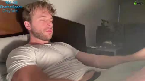 Snapshot of hot8pack01 chatting on 11/25/25, 09:26 Edward aka Wolf online show from 11/25/25, 09:26