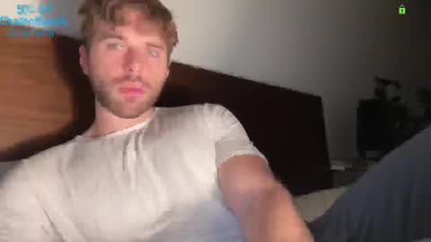 Snapshot of hot8pack01 chatting on 12/03/25, 09:35 Edward aka Wolf online show from 12/03/25, 09:35