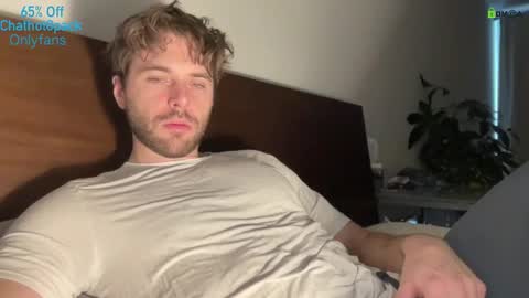 Snapshot of hot8pack01 chatting on 02/06/26, 08:34 Edward aka Wolf online show from 02/06/26, 08:34