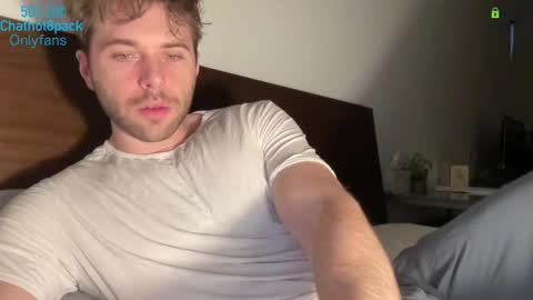 Snapshot of hot8pack01 chatting on 02/22/26, 10:52 Edward aka Wolf online show from 02/22/26, 10:52