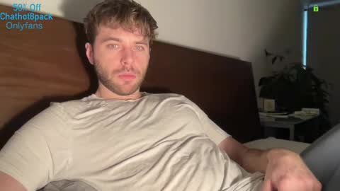 Snapshot of hot8pack01 chatting on 02/25/26, 10:08 Edward aka Wolf online show from 02/25/26, 10:08