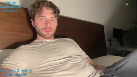 Edward aka Wolf online show from 04/20/26, 03:42