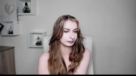 NINA online show from 10/23/25, 06:56