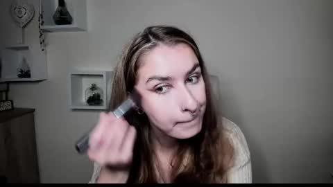 NINA online show from 11/04/25, 07:07