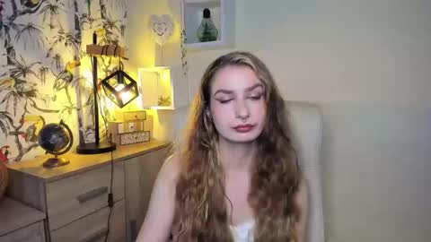 NINA online show from 11/06/25, 06:58