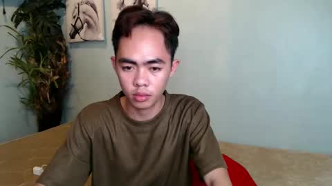 Rylle online show from 12/04/24, 09:18