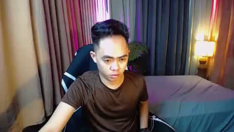 Rylle online show from 12/01/25, 03:55