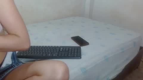 hot_and_complacent_latin online show from 11/28/25, 07:05