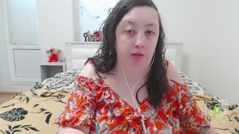 Snapshot of hot_and_pretty chatting on 01/07/25, 09:29 Lila online show from 01/07/25, 09:29