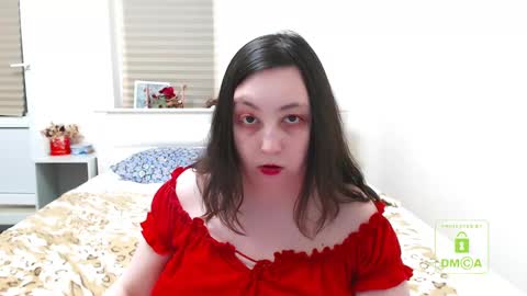 Snapshot of hot_and_pretty chatting on 02/19/25, 04:00 Lila online show from 02/19/25, 04:00