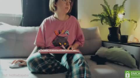   online show from 02/23/25, 11:22