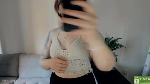   online show from 03/08/25, 08:44