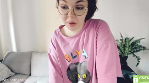   online show from 03/10/25, 08:37