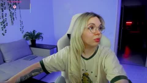   online show from 11/24/25, 03:23